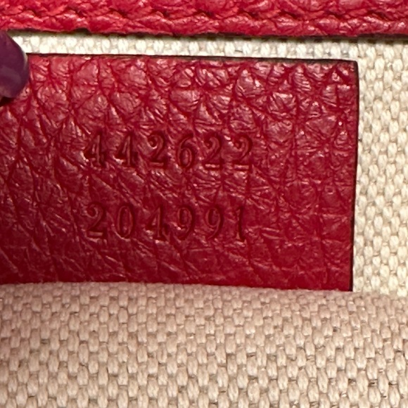 Gucci Calfskin GG Marmont Crossbody Bag with Gold Accents Volcanic Red - Picture 14 of 16